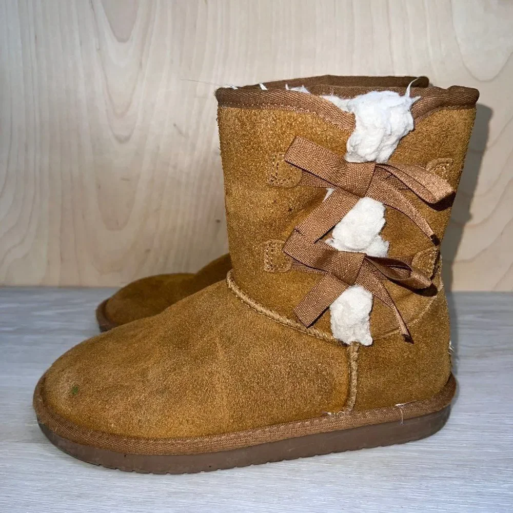 Koolaburra by UGG Victoria‎ Short Chestnut Brown 1019372 Youth 4 UK 3 EURO 36